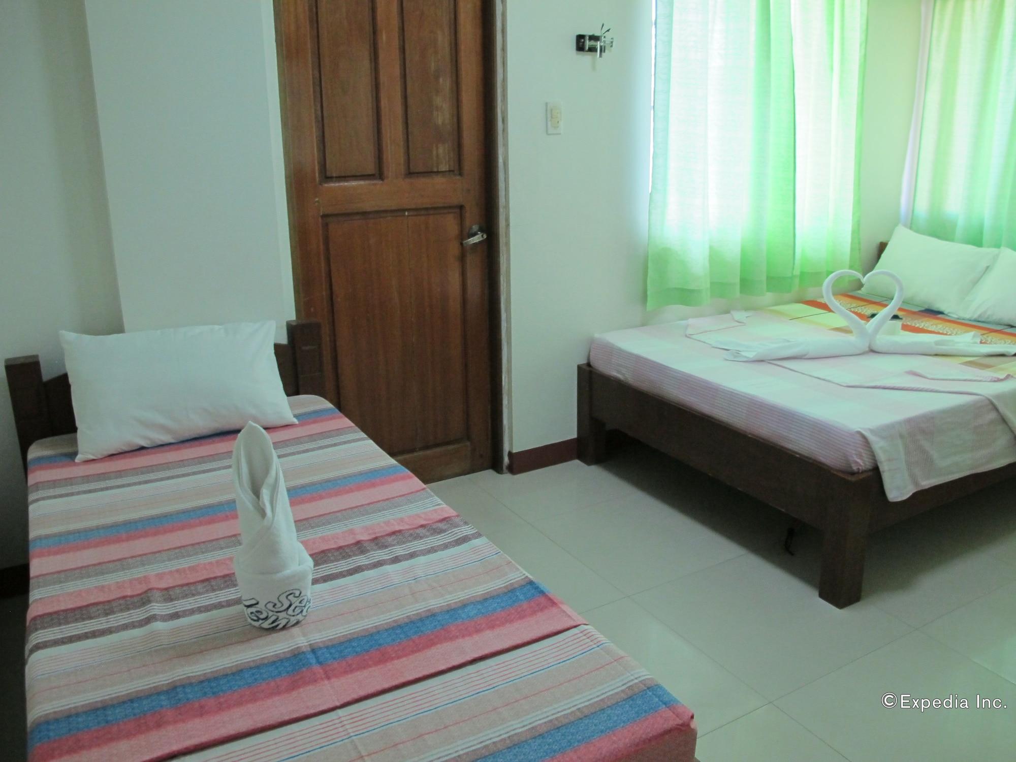 Sea Jewel Beach Resort Puerto Galera Exterior foto