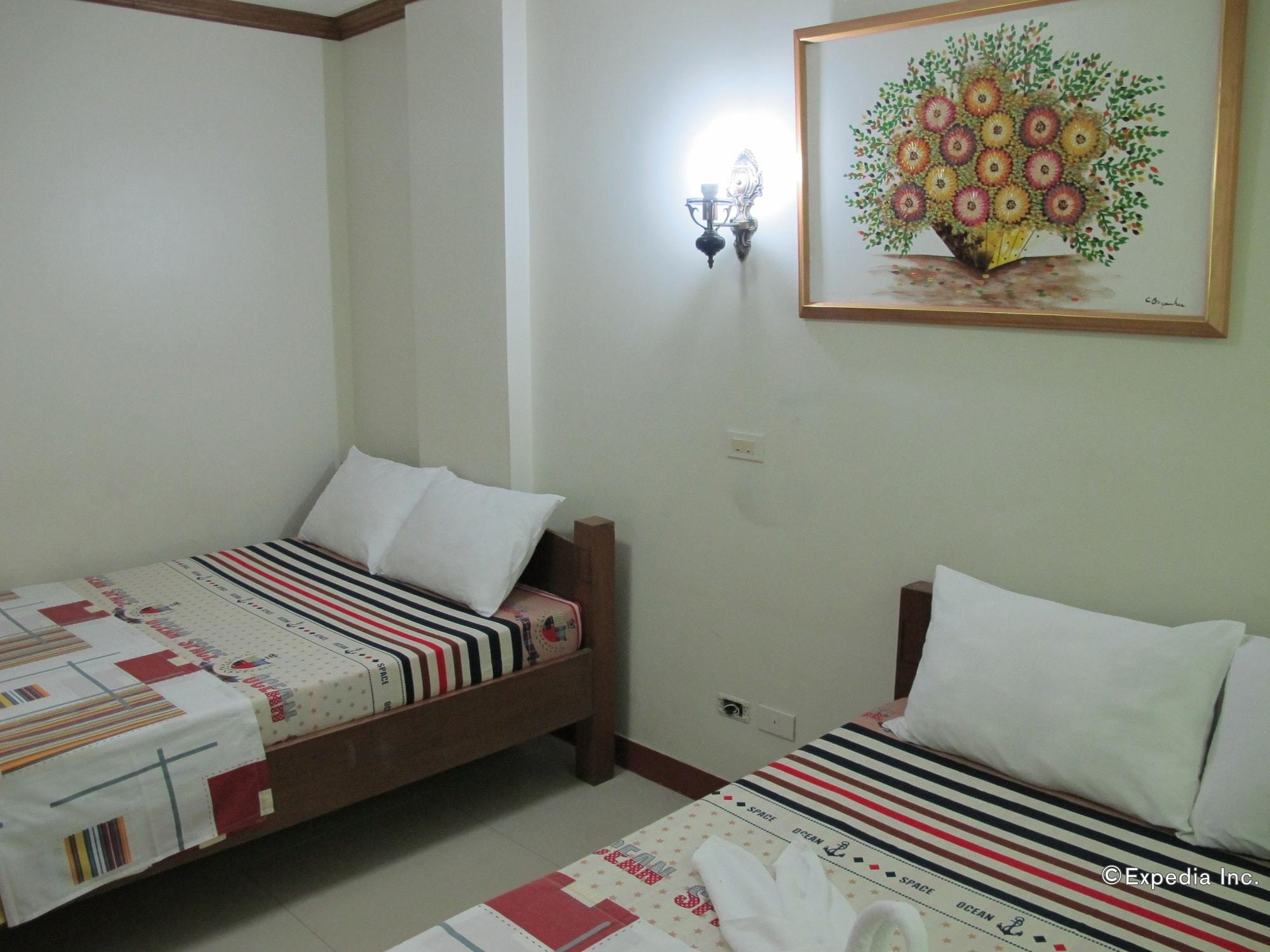 Sea Jewel Beach Resort Puerto Galera Exterior foto