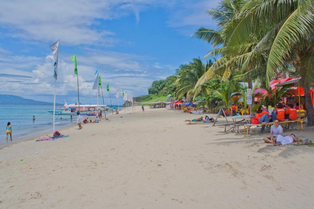 Sea Jewel Beach Resort Puerto Galera Exterior foto