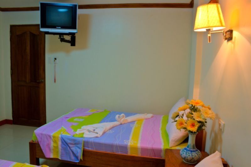 Sea Jewel Beach Resort Puerto Galera Exterior foto