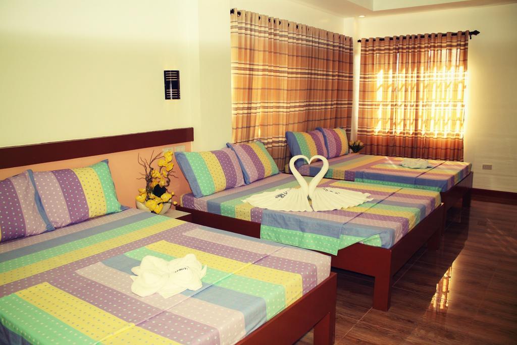 Sea Jewel Beach Resort Puerto Galera Exterior foto