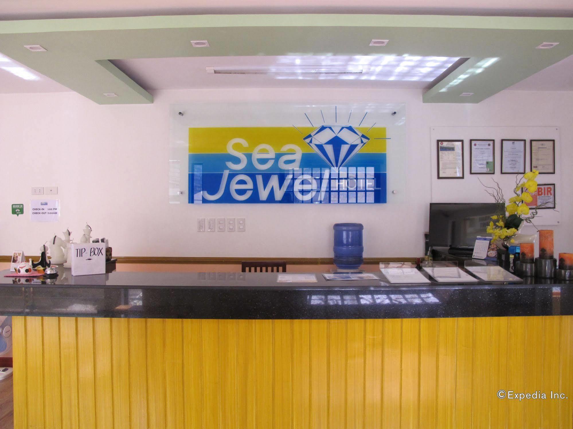 Sea Jewel Beach Resort Puerto Galera Exterior foto
